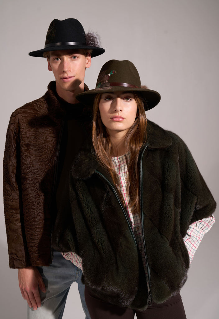 Chaqueta de Swakara Caballero y Chaleco de Visón Verde Caza